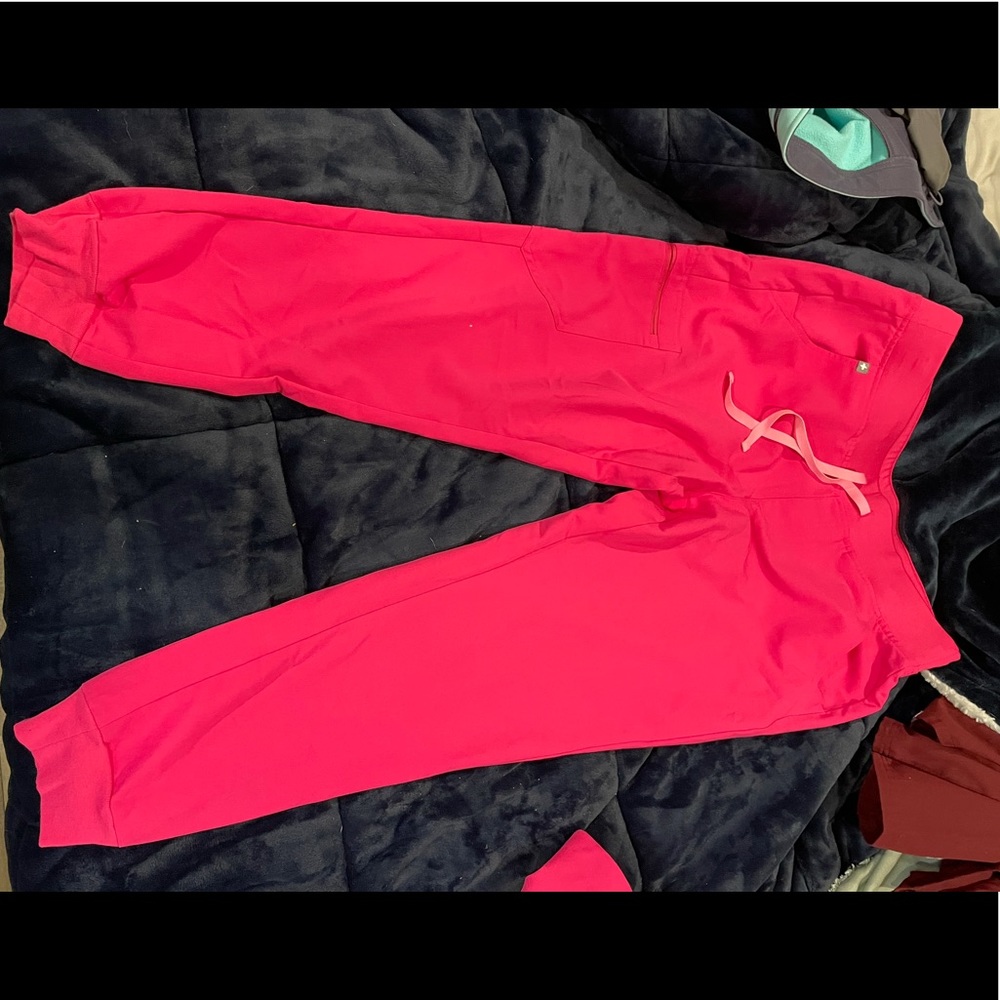 SHOCKING PINK Figs Zamora Jogger pants